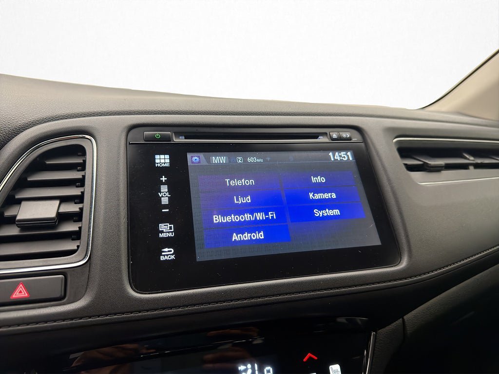 Vehicle Image 21