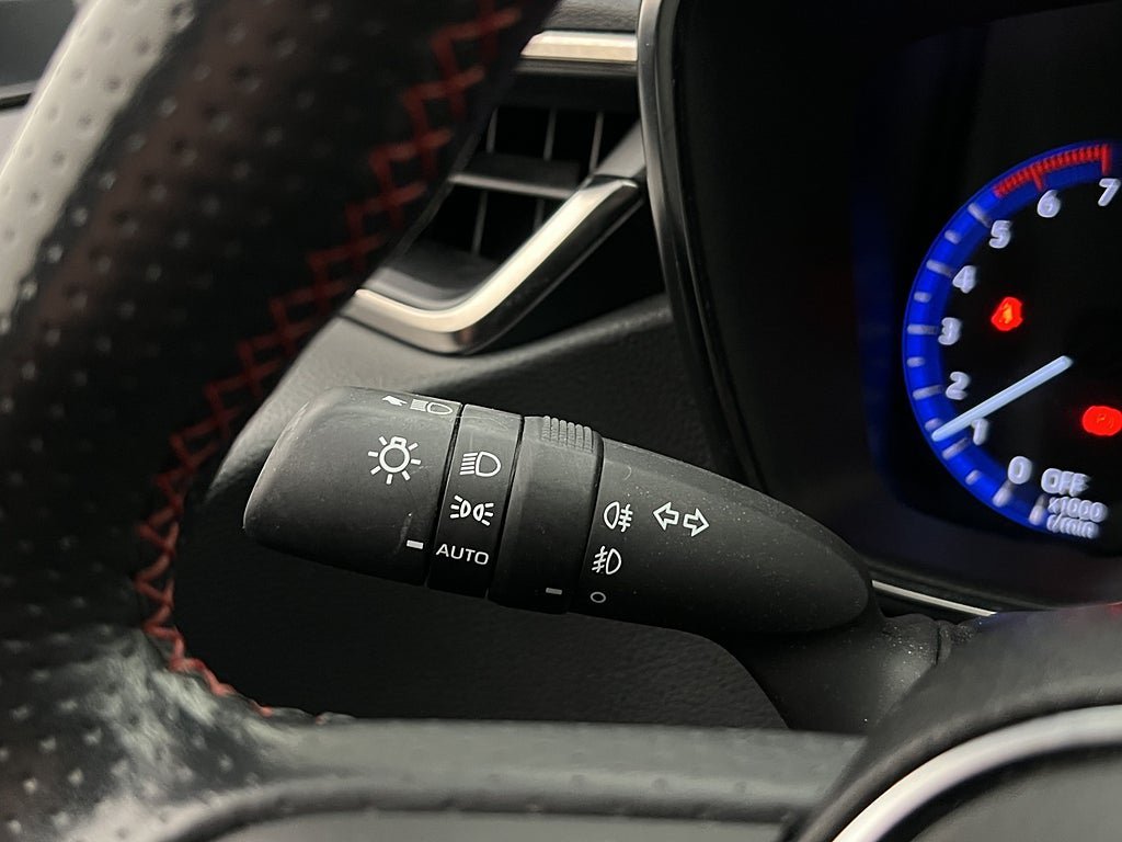 Vehicle Image 26