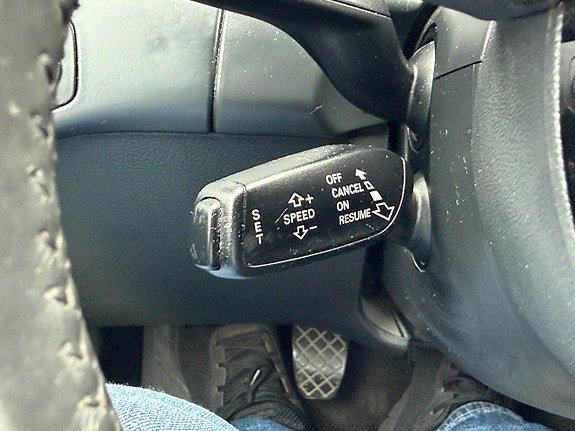 Vehicle Image 26