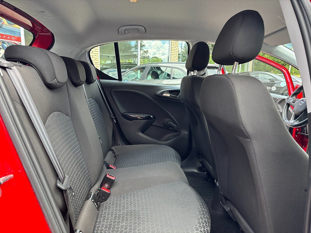 Vehicle Image 15