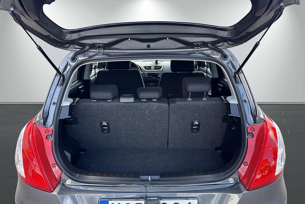 Vehicle Image 18