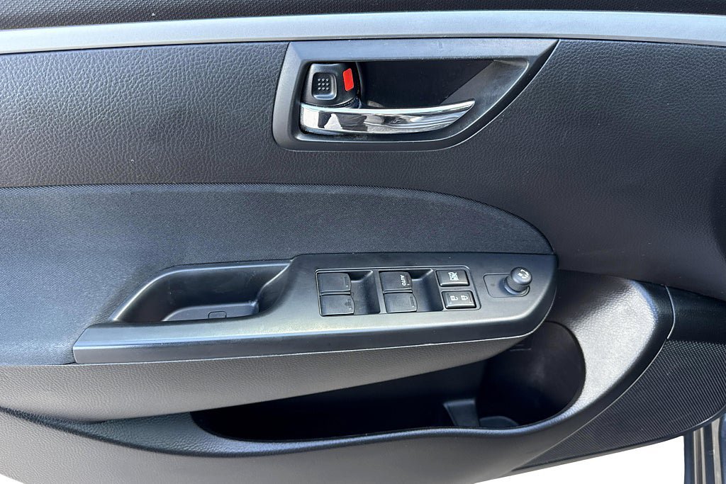 Vehicle Image 20