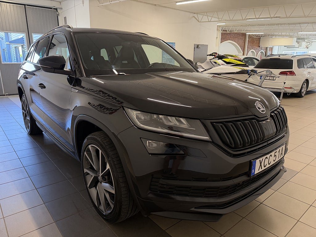 Vehicle Image 6