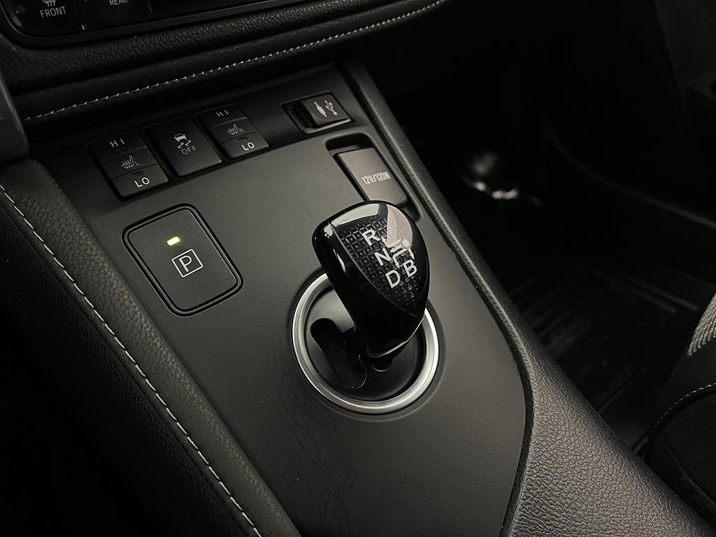 Vehicle Image 23