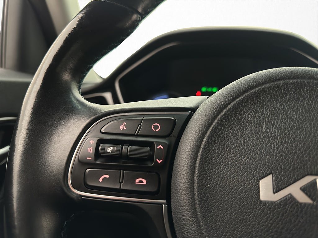 Vehicle Image 29