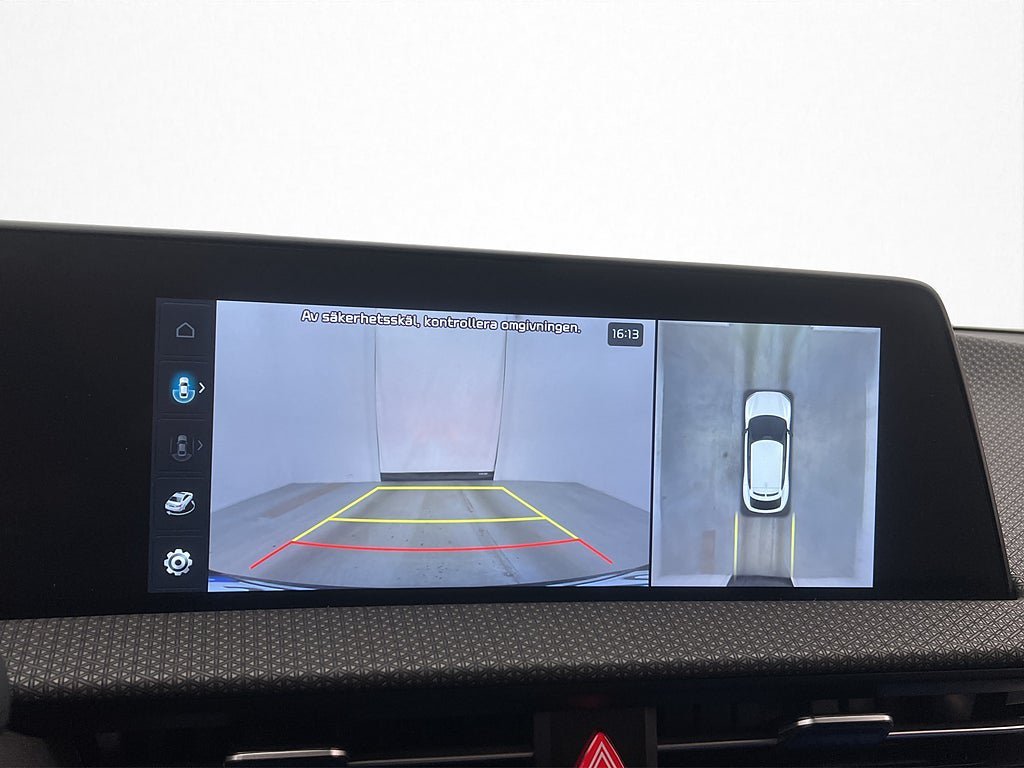 Vehicle Image 28