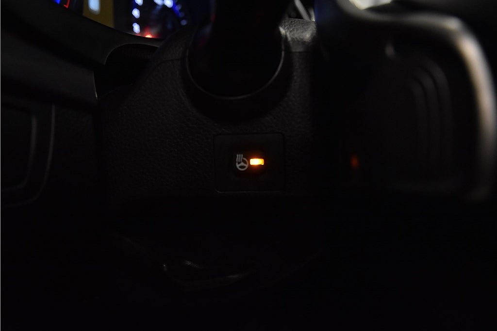 Vehicle Image 17