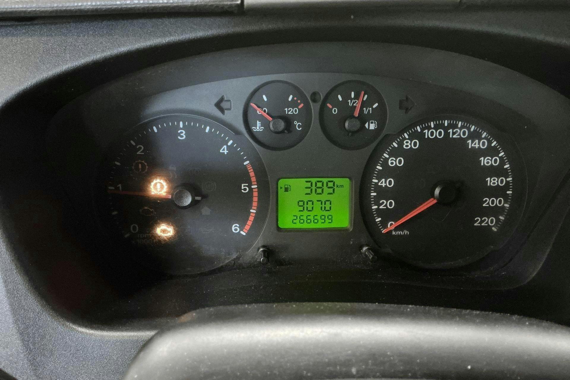 Vehicle Image 10