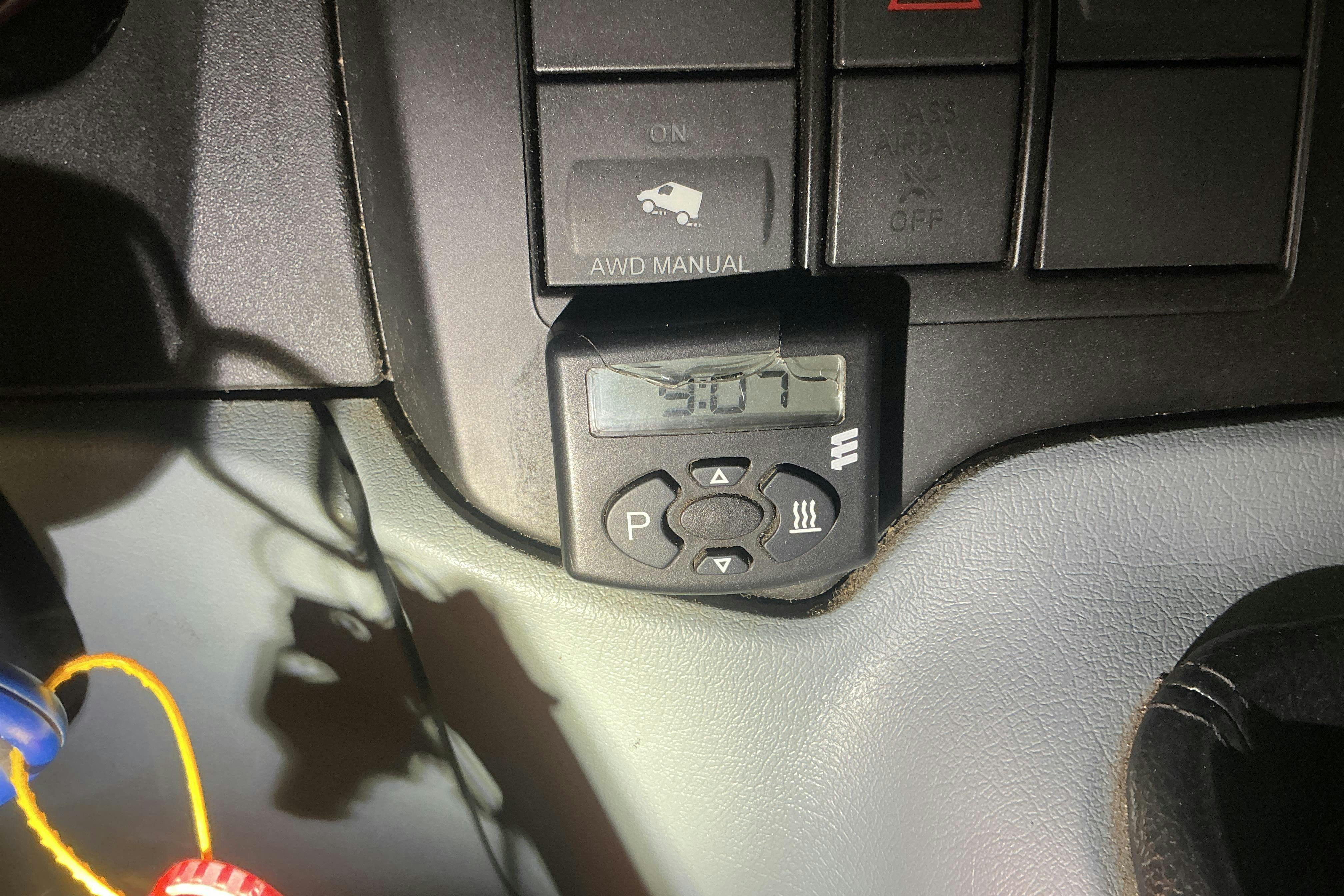 Vehicle Image 12