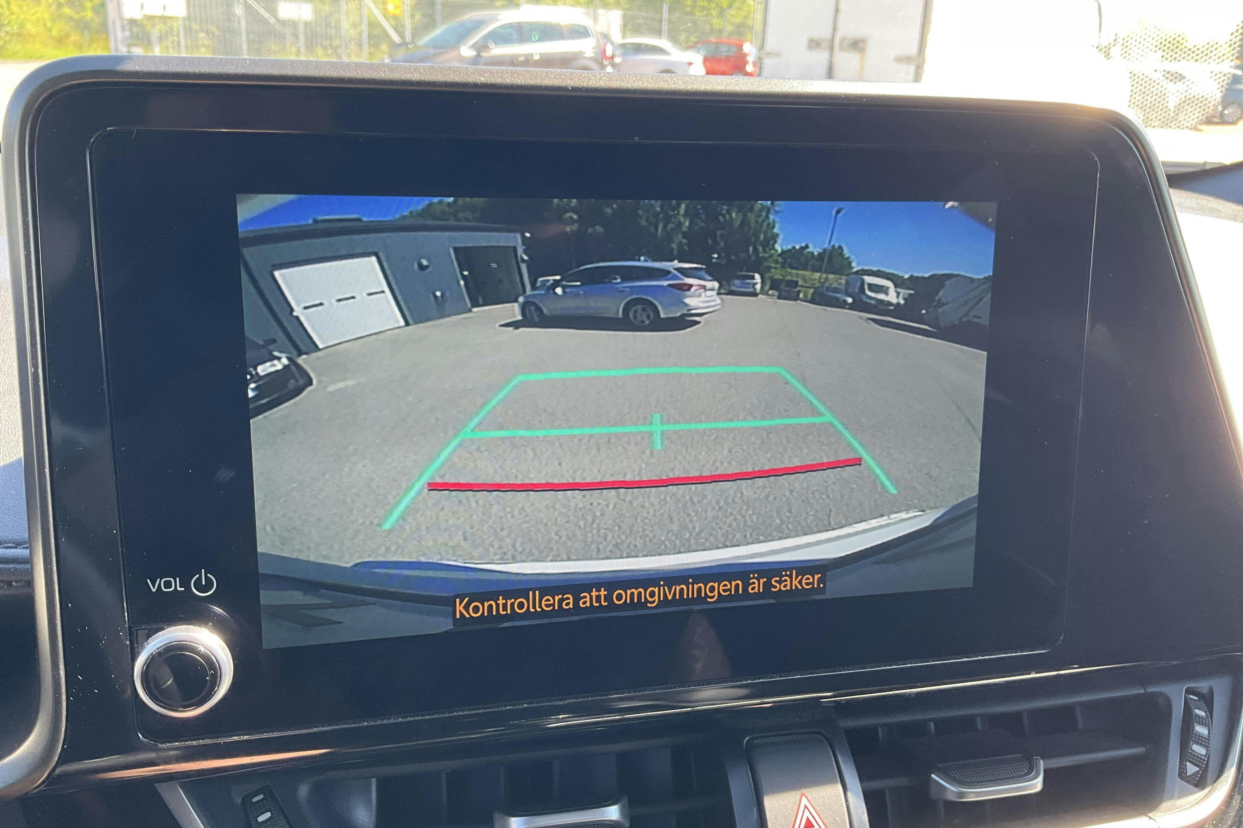 Vehicle Image 11