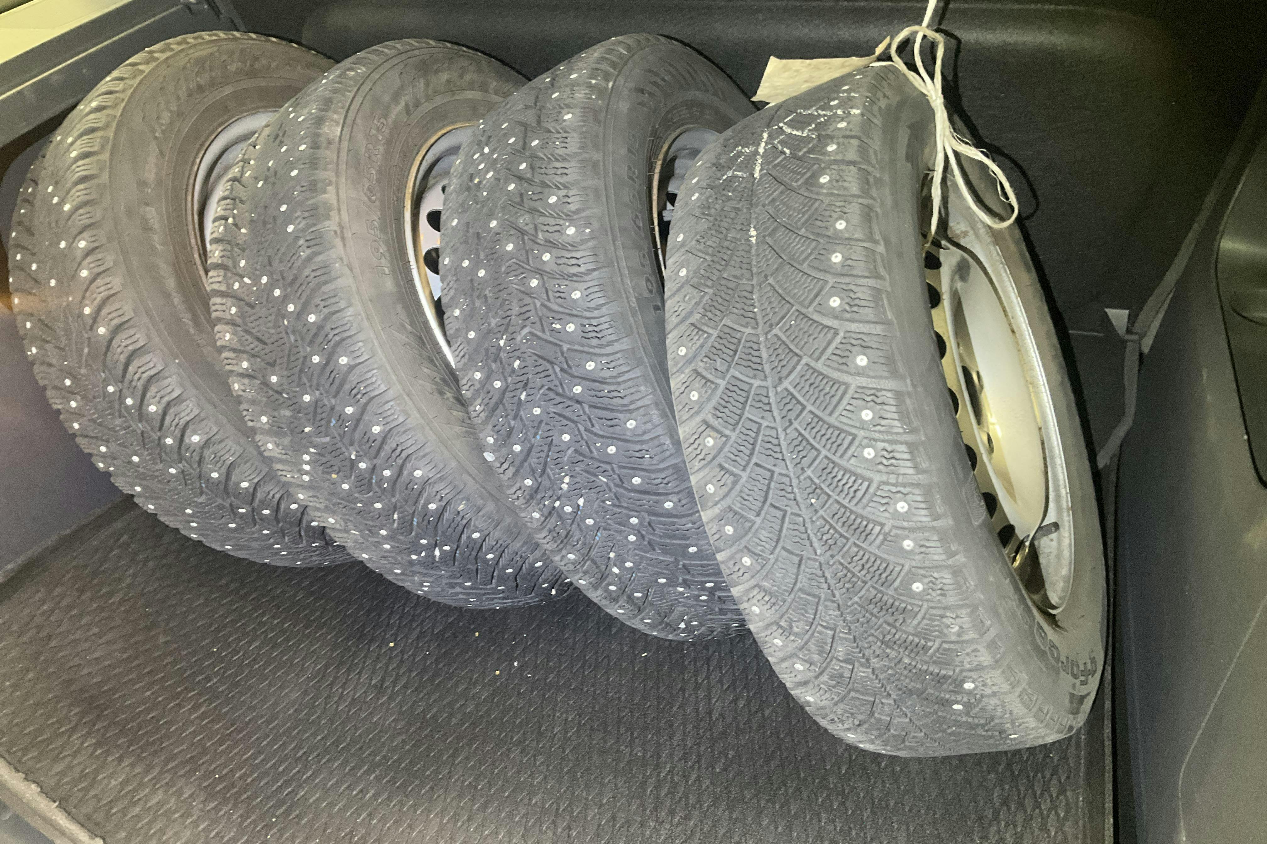 Vehicle Image 11