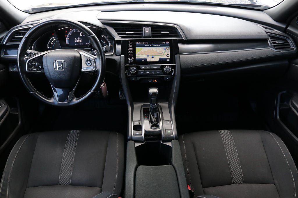Vehicle Image 8