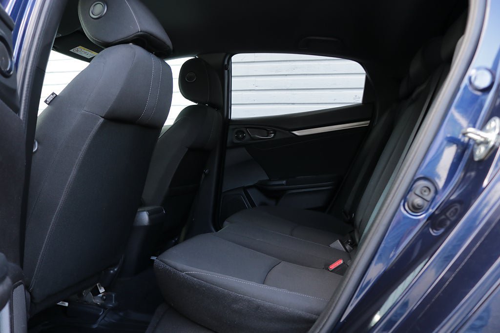 Vehicle Image 17