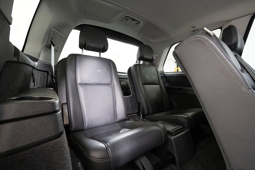 Vehicle Image 16