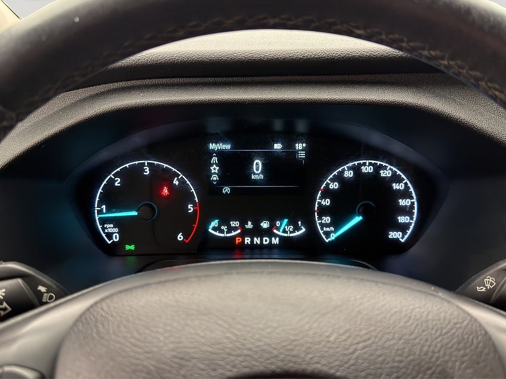 Vehicle Image 18