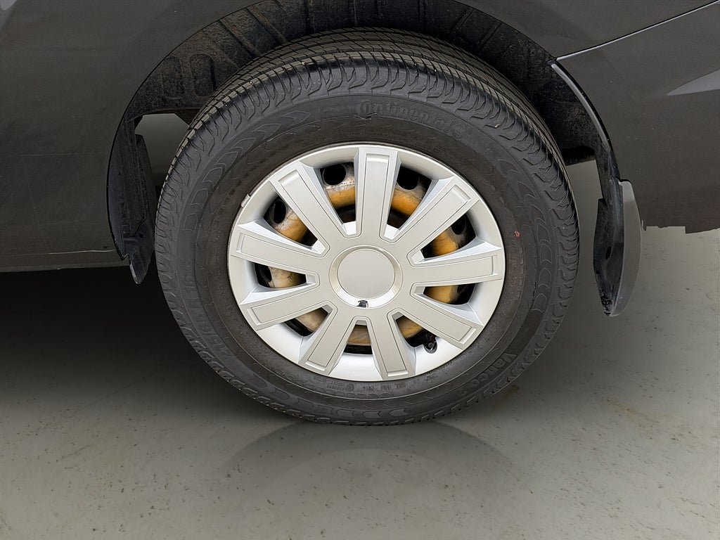 Vehicle Image 28
