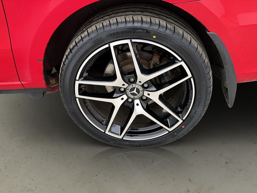 Vehicle Image 31