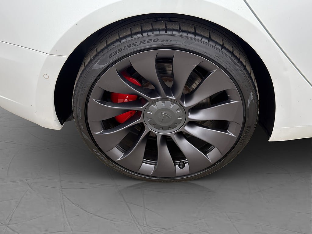 Vehicle Image 35