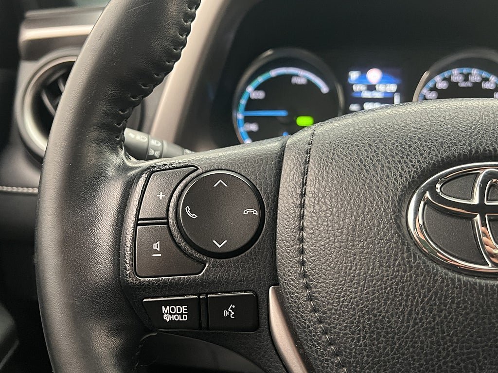 Vehicle Image 17