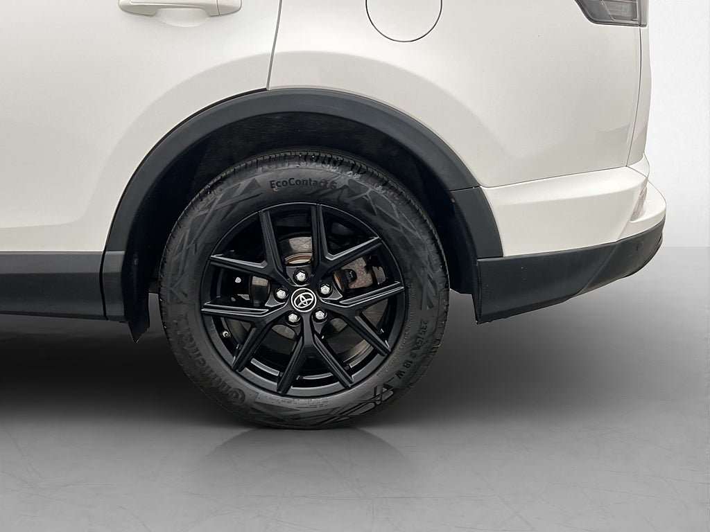 Vehicle Image 30