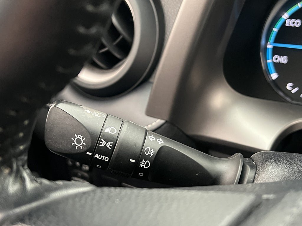 Vehicle Image 33