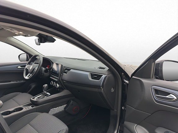 Vehicle Image 24