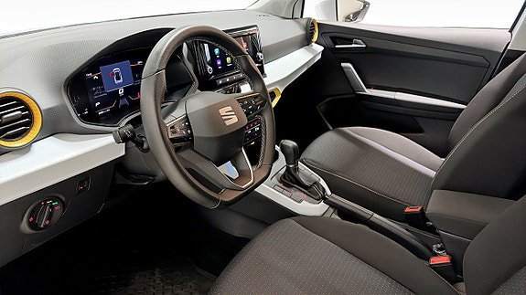Vehicle Image 7
