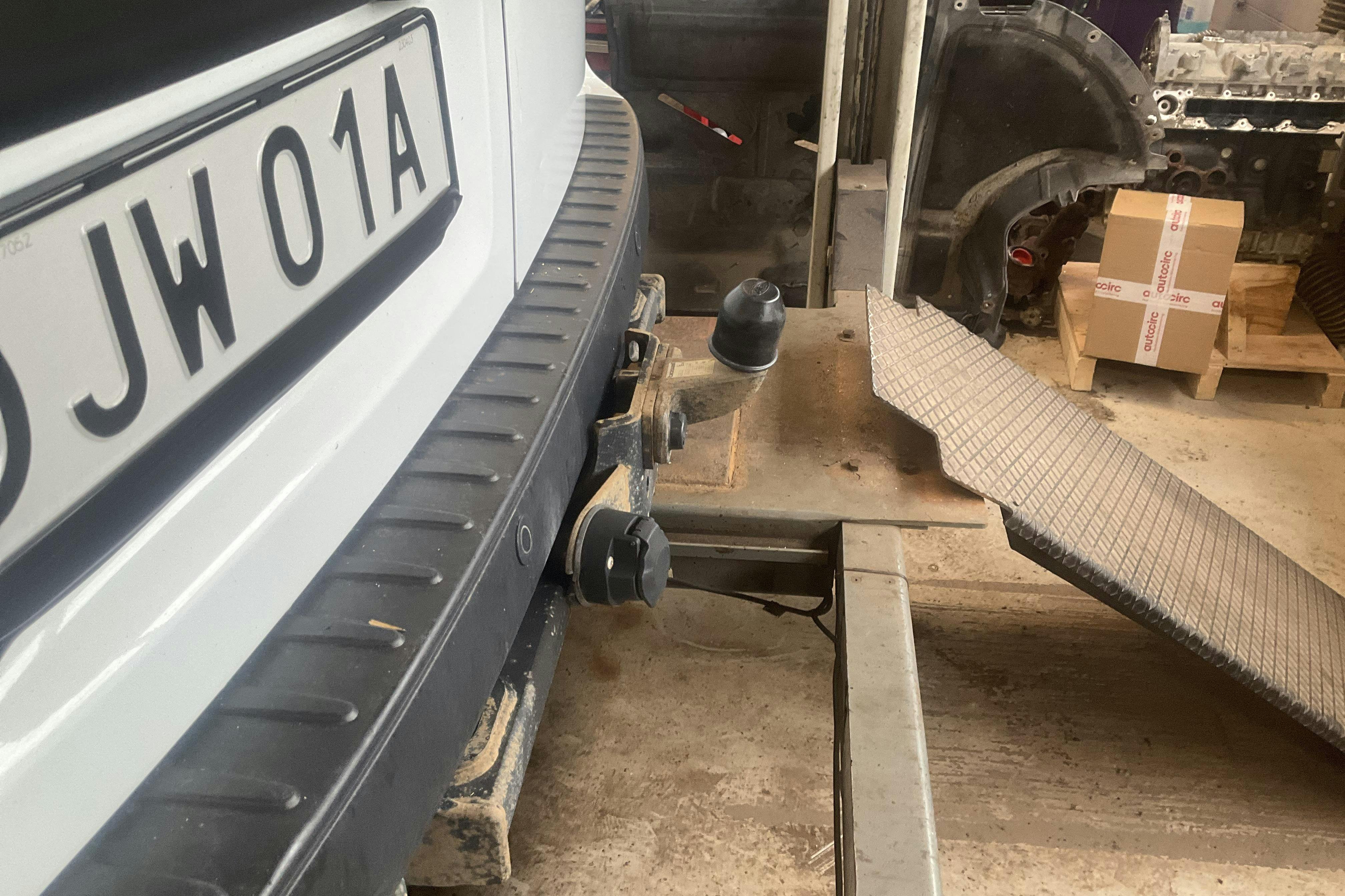 Vehicle Image 15