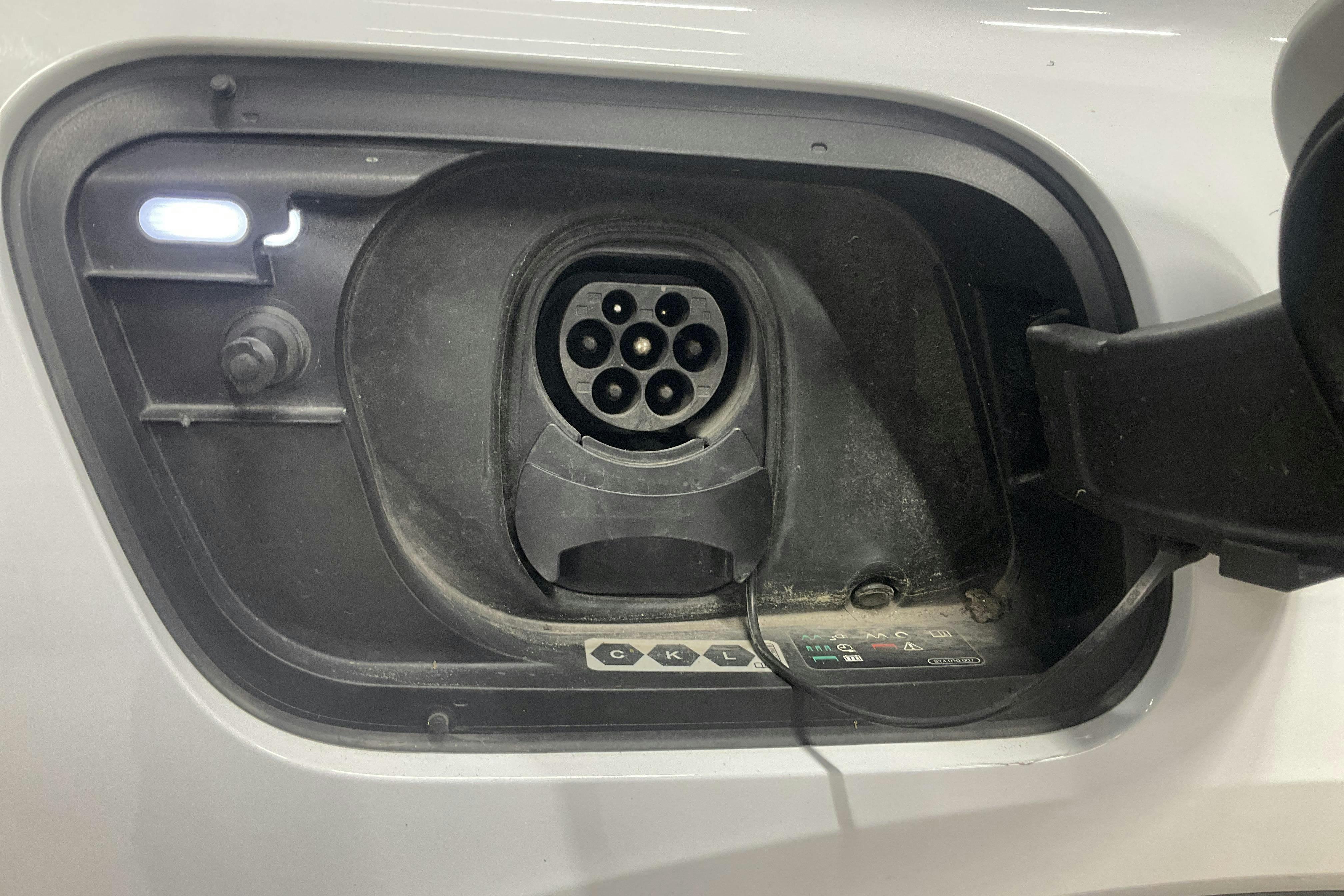 Vehicle Image 22