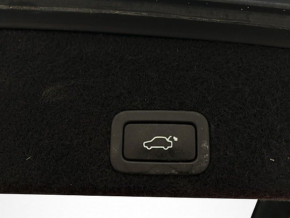 Vehicle Image 29