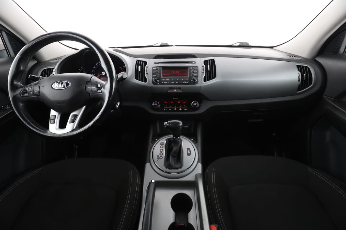 Vehicle Image 13