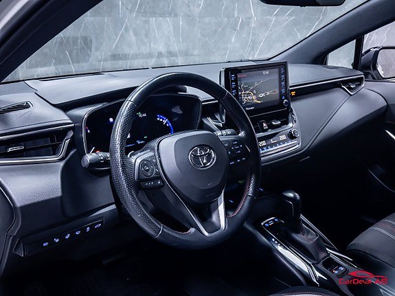 Vehicle Image 12