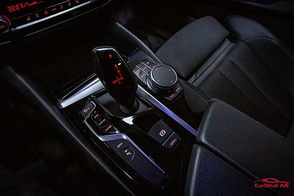 Vehicle Image 24