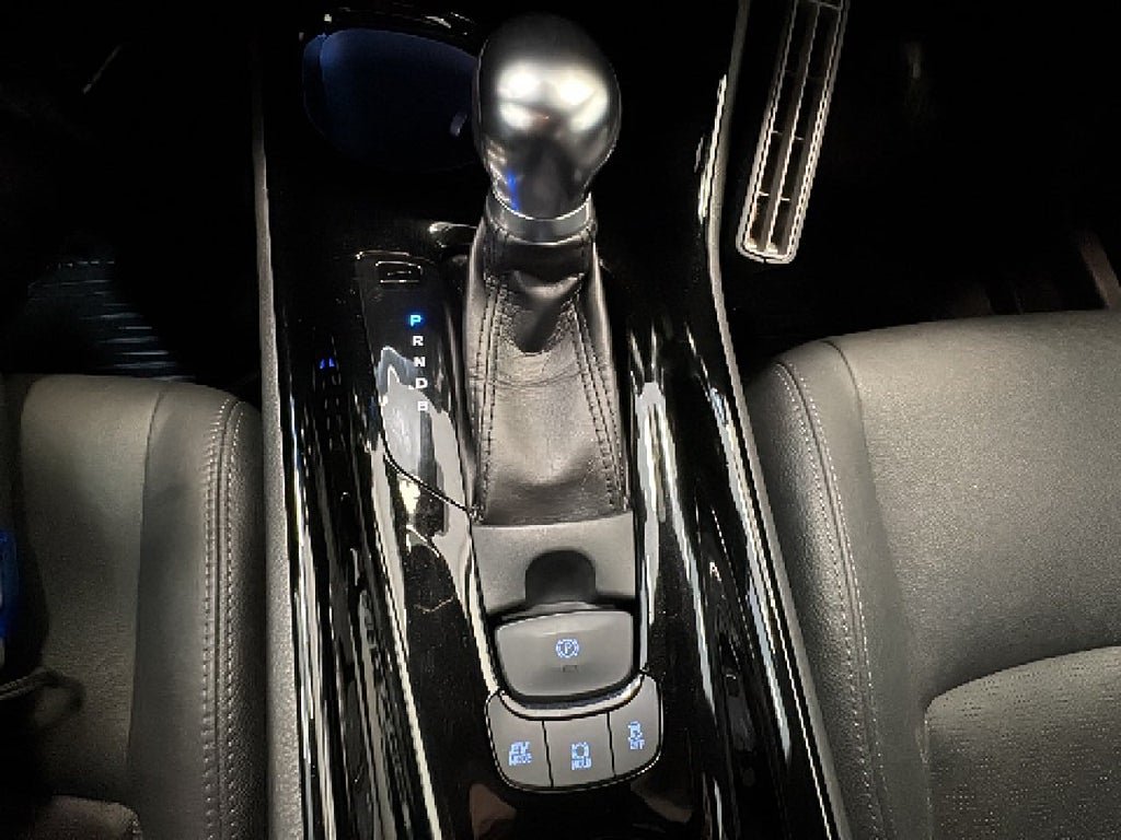 Vehicle Image 12