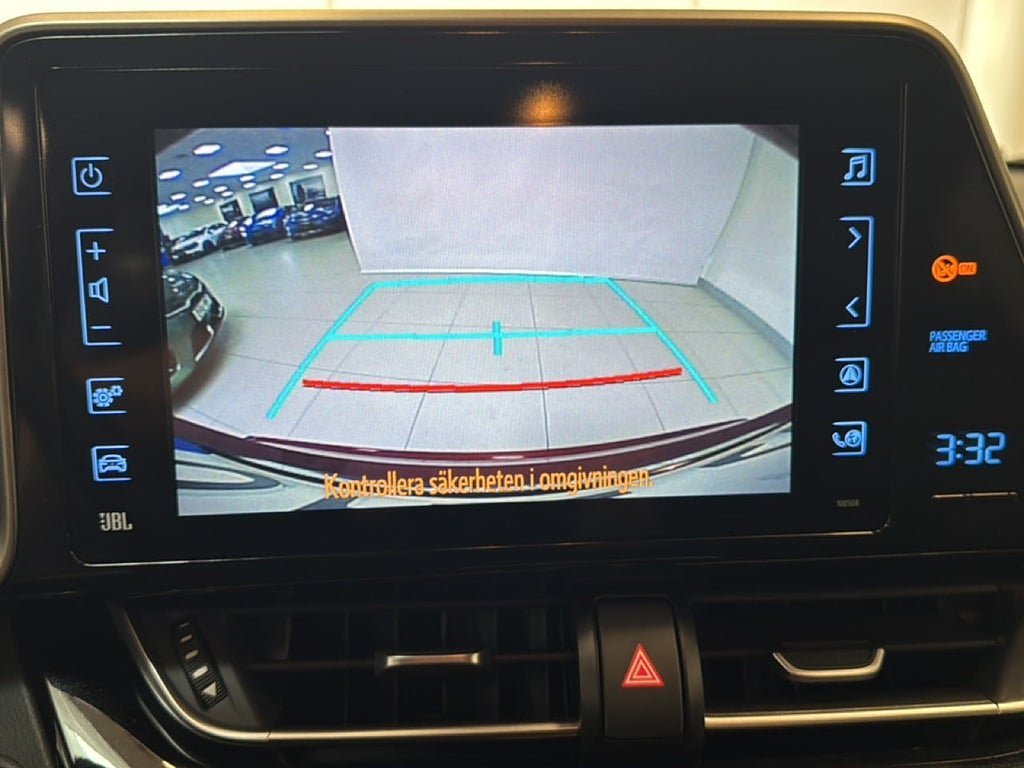 Vehicle Image 19