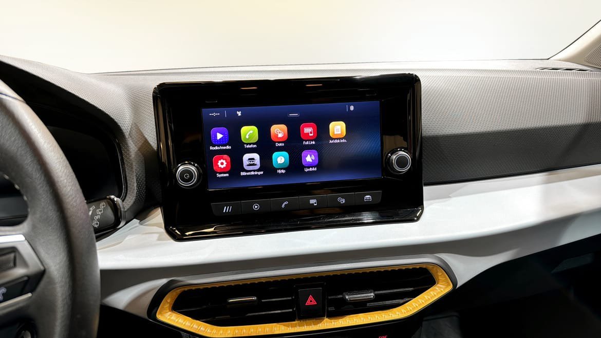 Vehicle Image 9