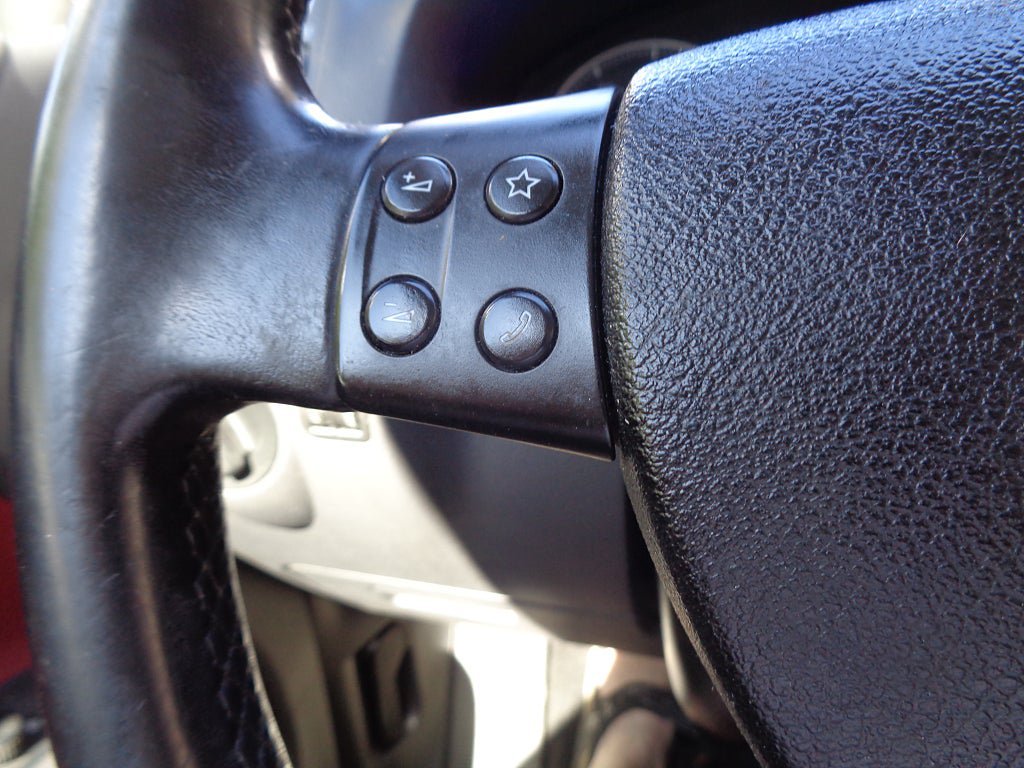 Vehicle Image 33