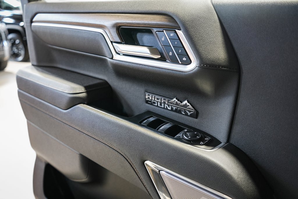 Vehicle Image 26