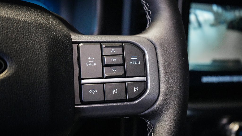 Vehicle Image 35
