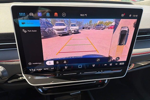 Vehicle Image 17