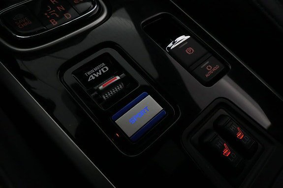 Vehicle Image 26