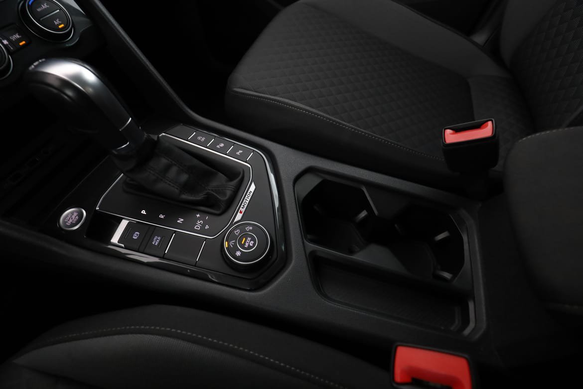 Vehicle Image 25