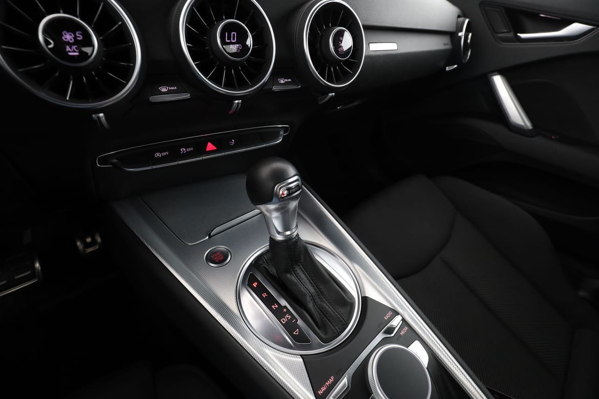 Vehicle Image 22