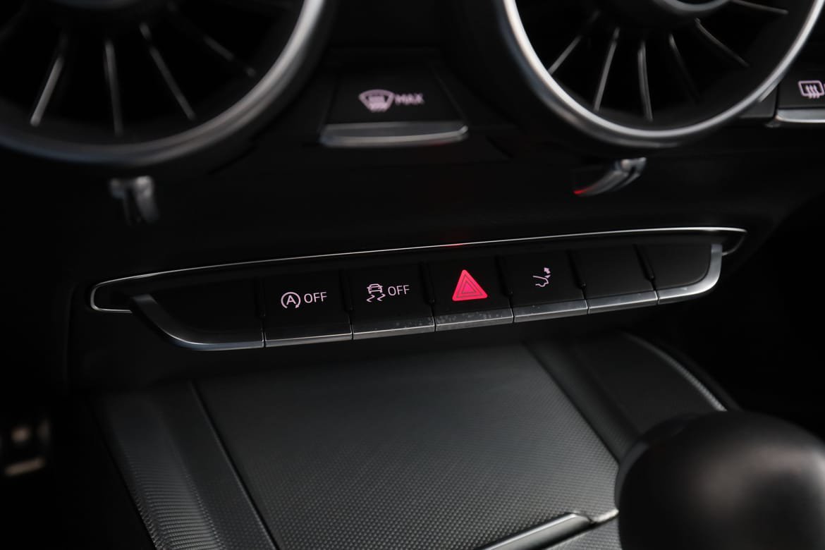 Vehicle Image 26