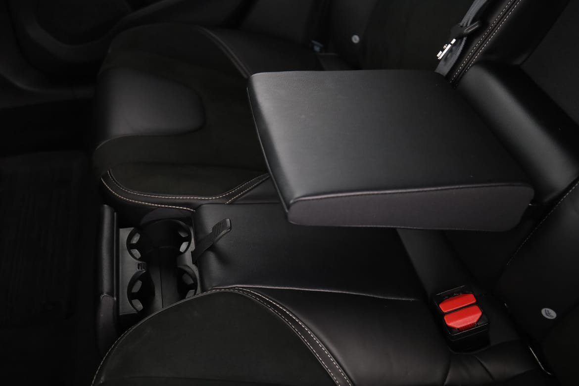 Vehicle Image 36