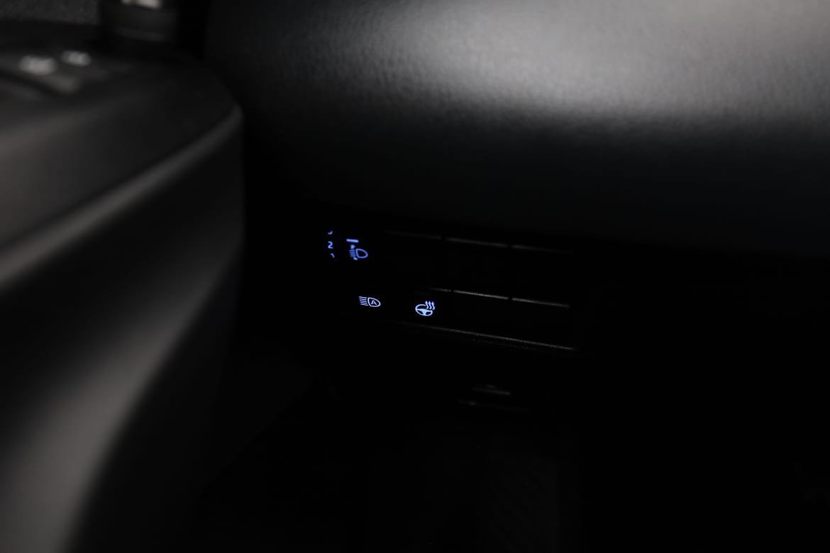 Vehicle Image 32