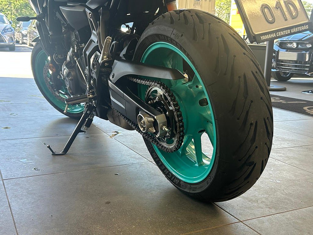 Vehicle Image 7