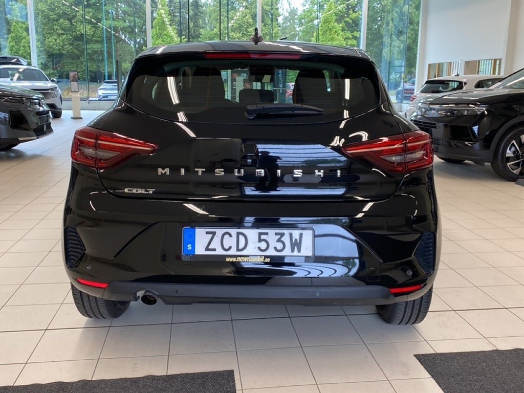 Vehicle Image 14
