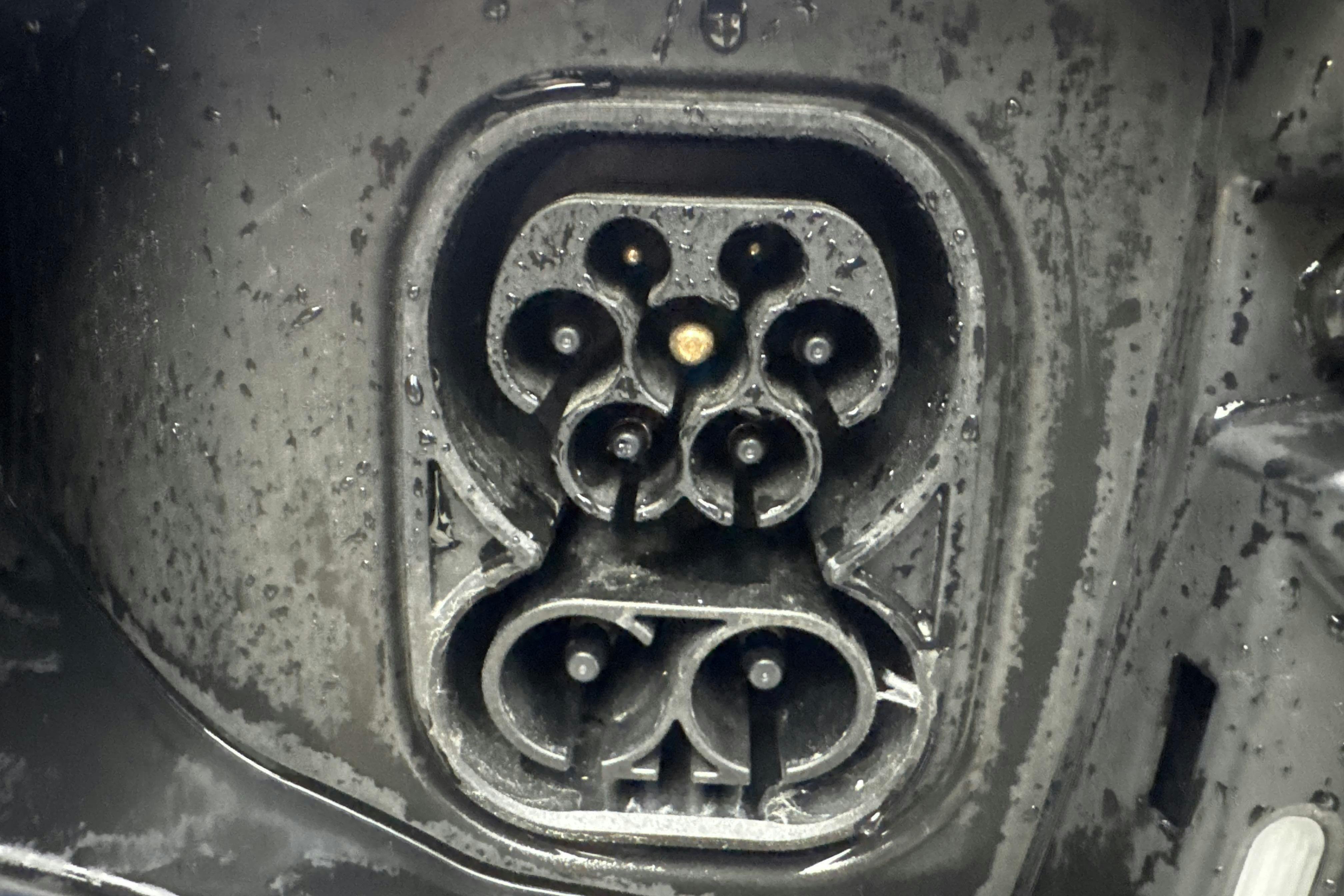 Vehicle Image 17