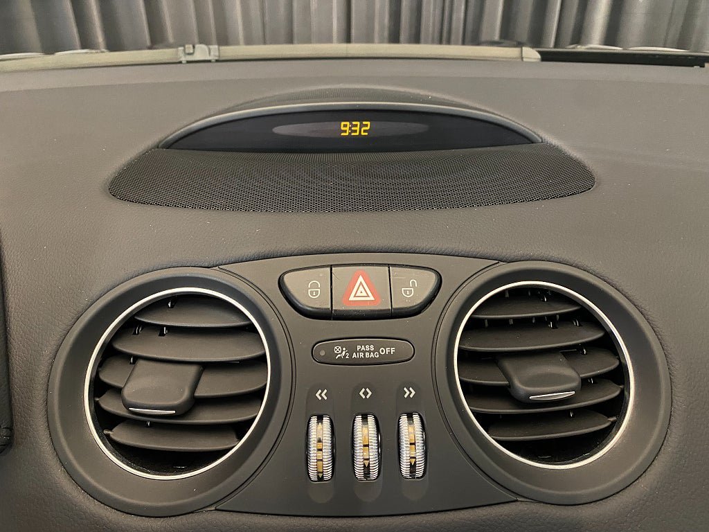 Vehicle Image 33